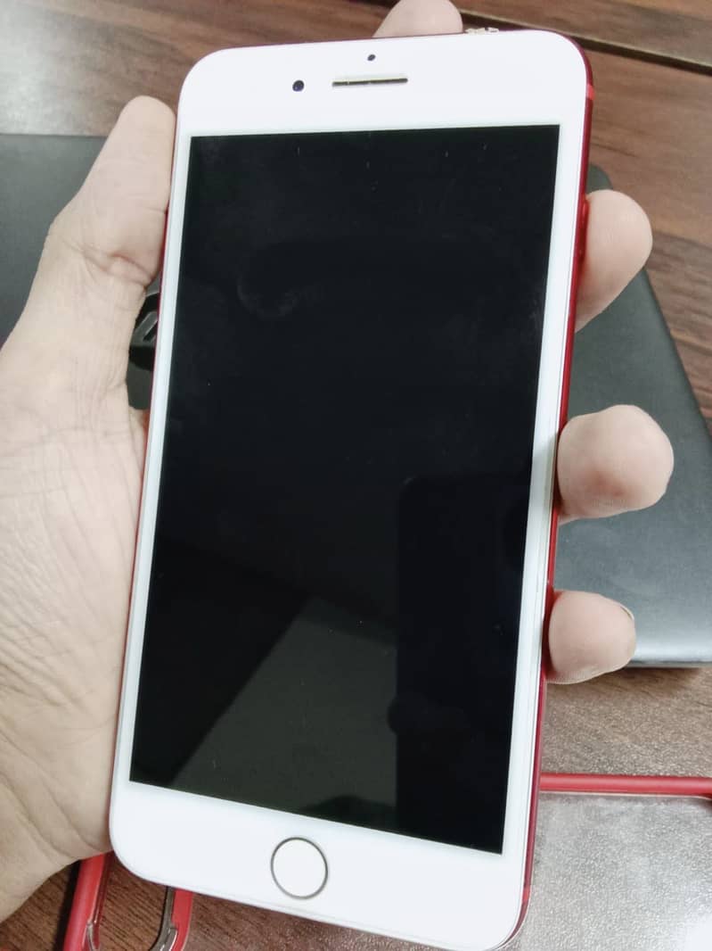 Apple iPhone 7 Plus 1