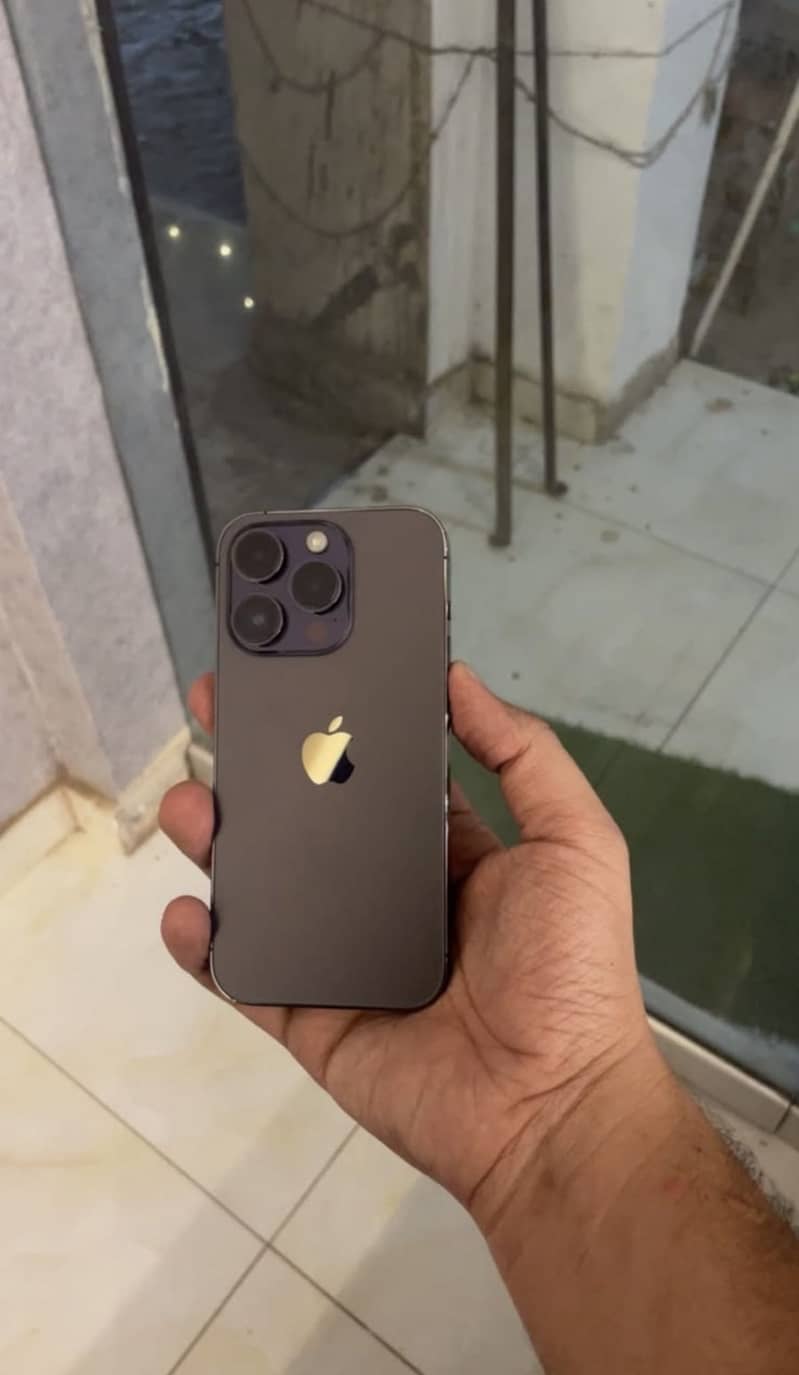 i phone 14 pro 128gb non PTA Genuine 0