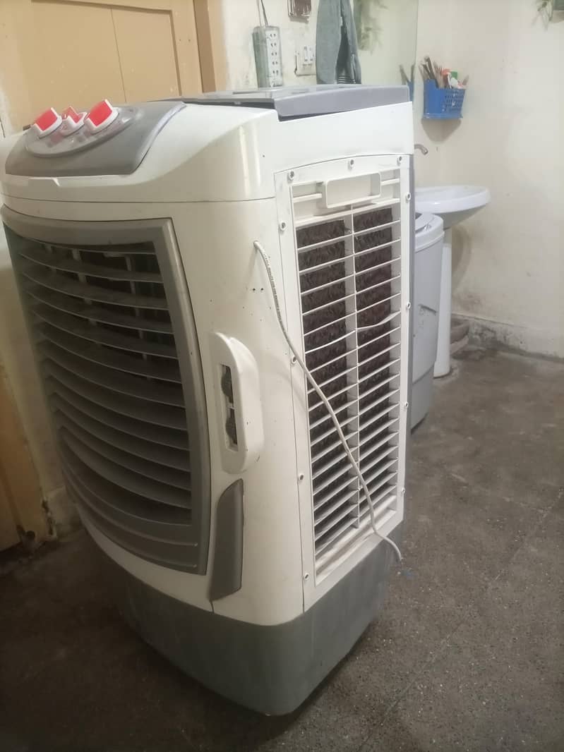 فل سائز ایئر کولر برائے فروخت | بہترین حالت 1