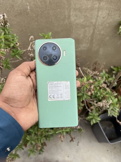 Tecno Spark 20 Pro Plus