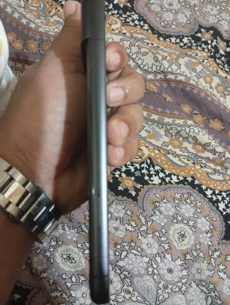 Google Pixel 8 6