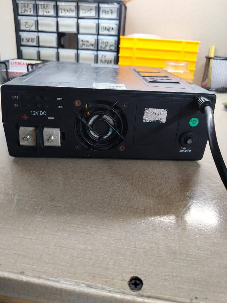 1000W 5