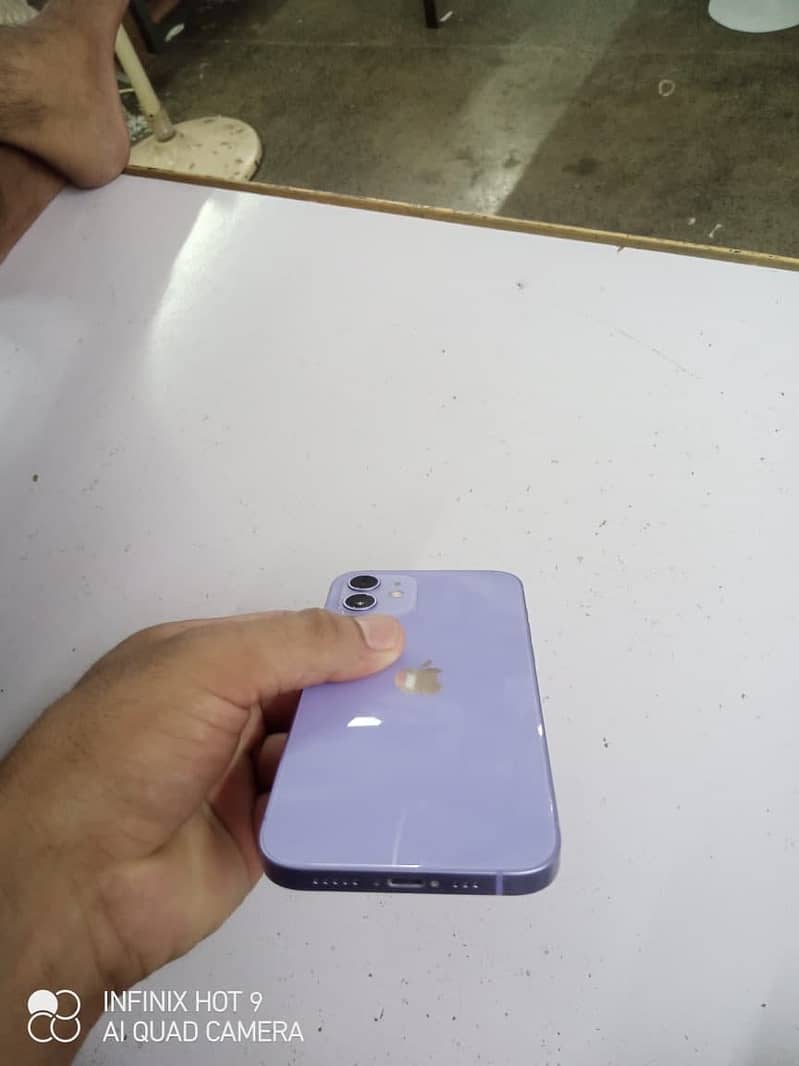 Apple iPhone 12 5