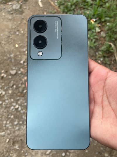 Vivo Y17s