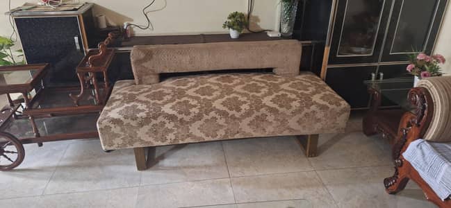 3-Seater Dewan for Sale – Excellent Condition