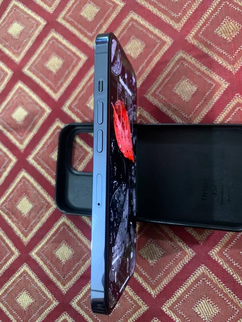 Apple iPhone 13 Pro 5