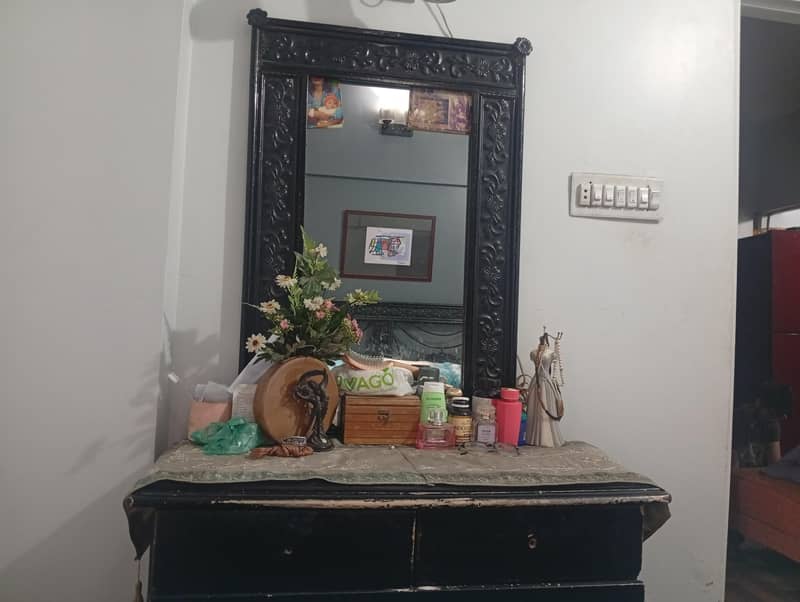 Dressing table 1