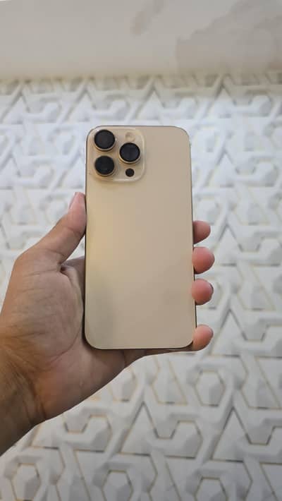 Apple iPhone 16 Pro Max