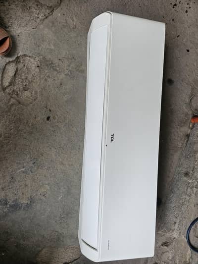 TCL 1.5 Ton Dc Inverter Wifi Model Used For Sale
