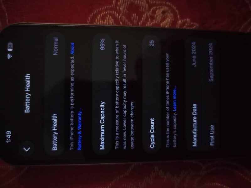 Apple iPhone 16 Pro 3