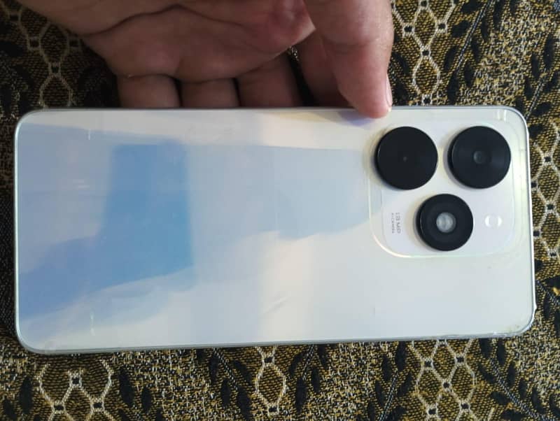 TECNO 0
