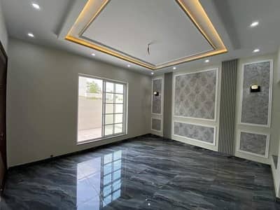 1 Kanal Ideal Commercial House