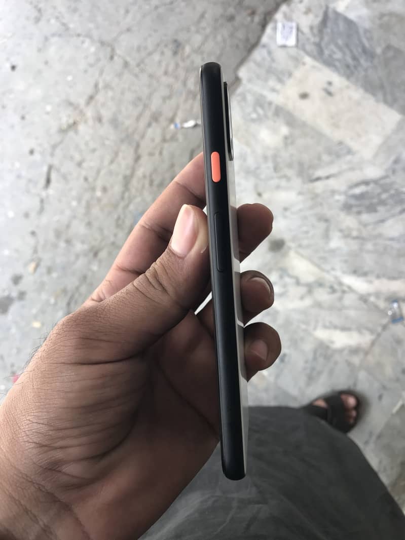 Google Pixel 4 1