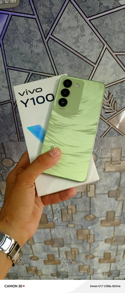 Vivo Y100