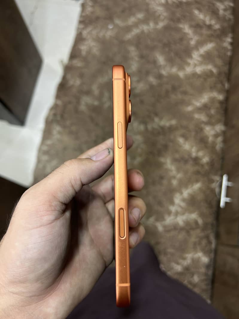 Apple iPhone 17 Pro Max 3