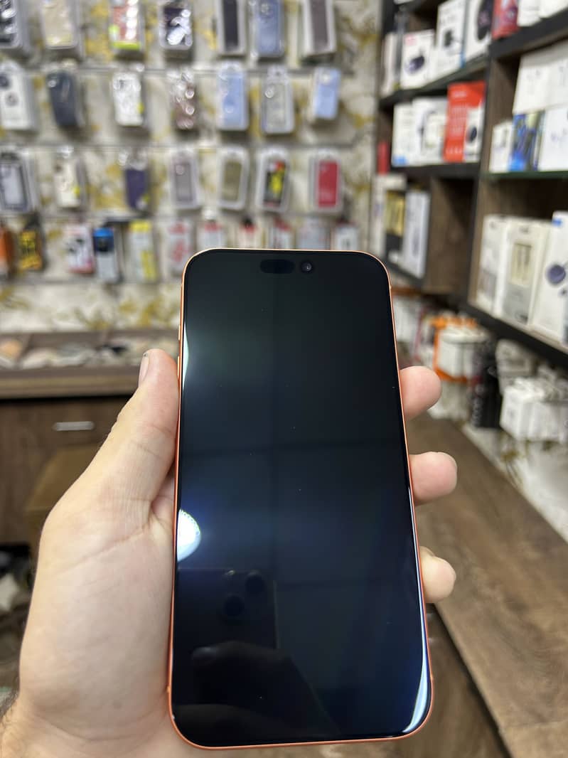 Apple iPhone 17 Pro Max 6