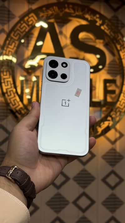 OnePlus 13T, 13S, 13R, Ace 5 and Turbo 6 available 12-256 and 16-512