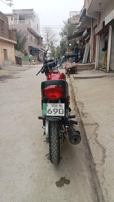 I need a money urgent sale phone no. 03135172967