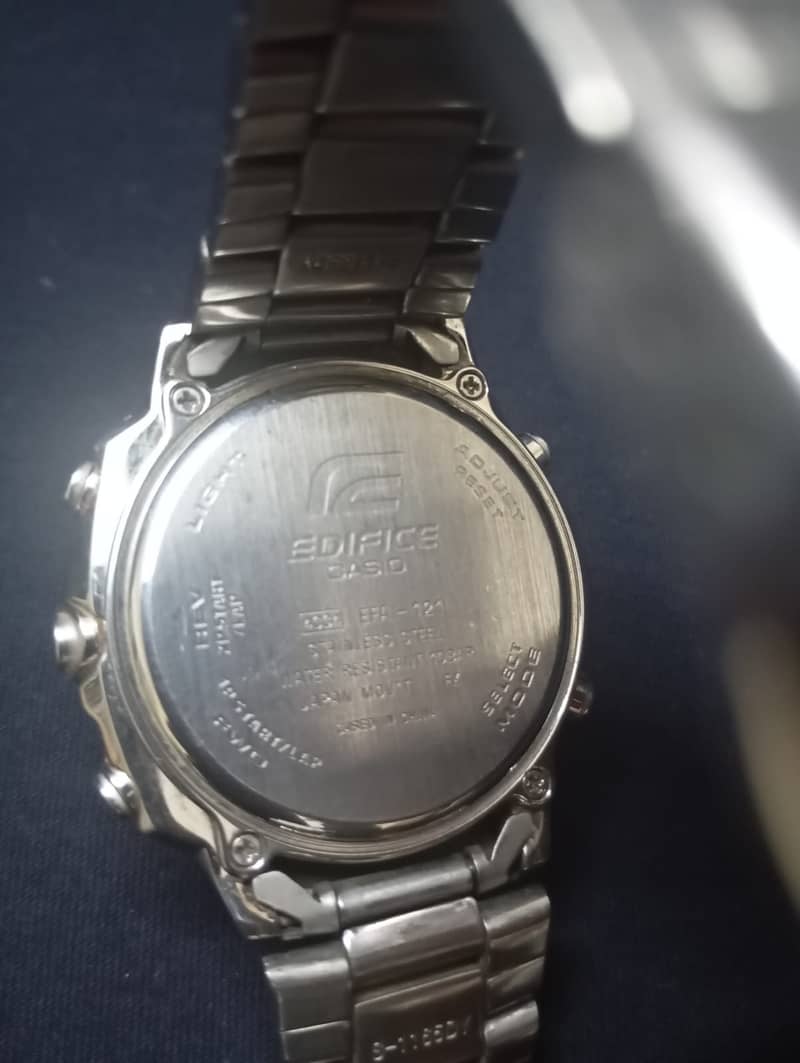 Casio Edifice EFA-121 2