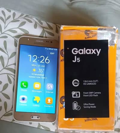 Samsung Mobile J5