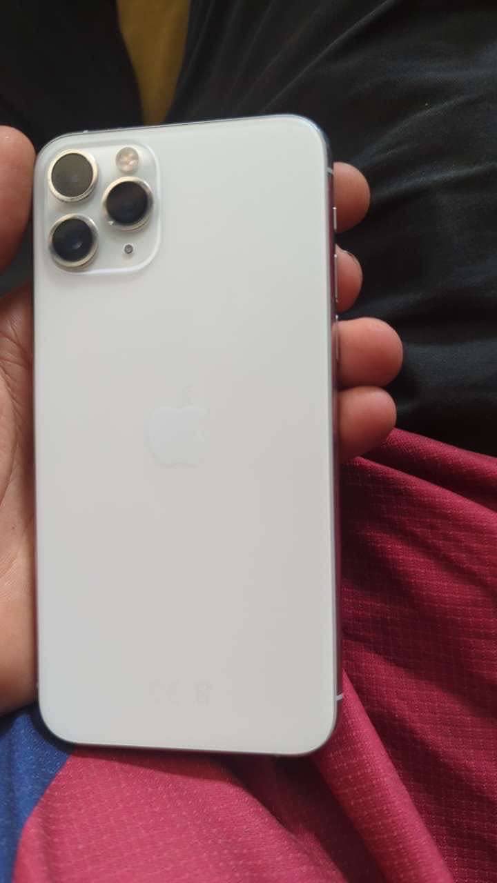 Apple iPhone 11 Pro 0