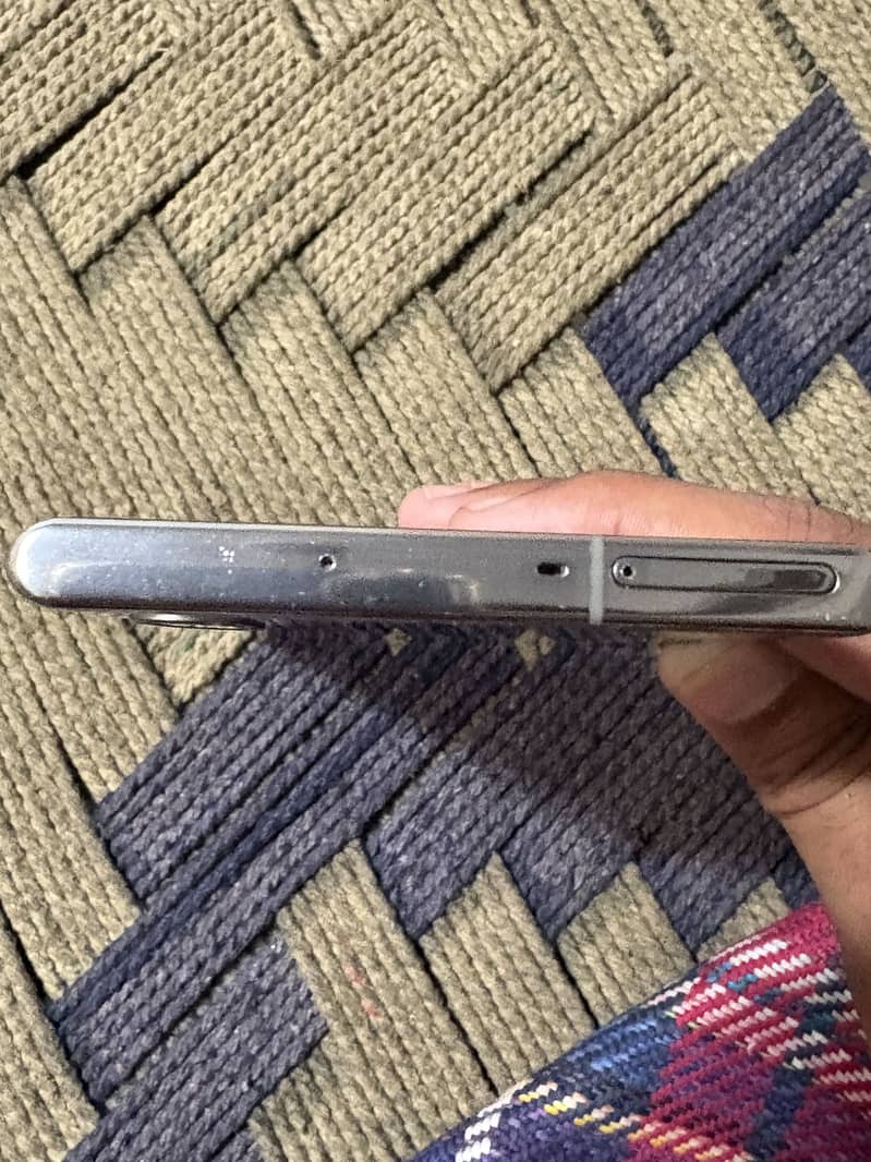 Samsung Mobile Note 10 Plus 2