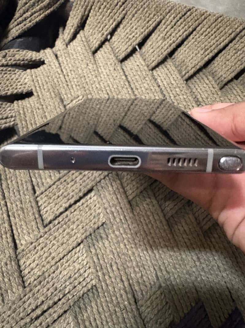 Samsung Mobile Note 10 Plus 5