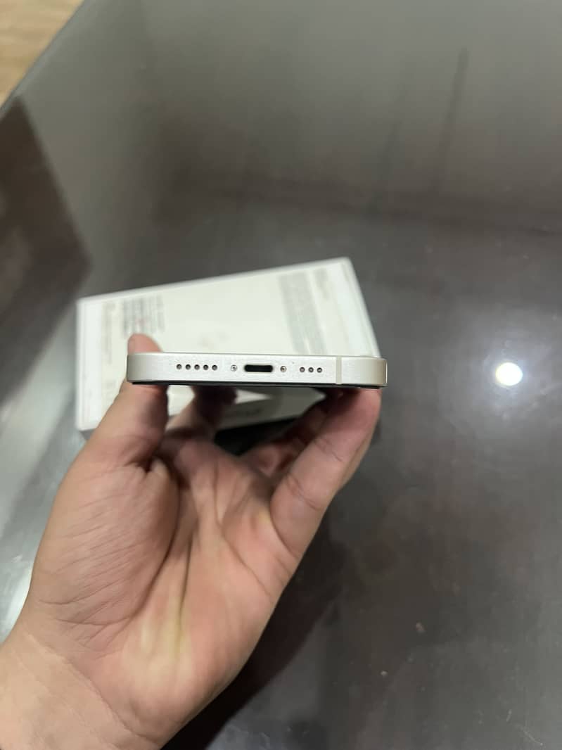 Apple iPhone 13 3