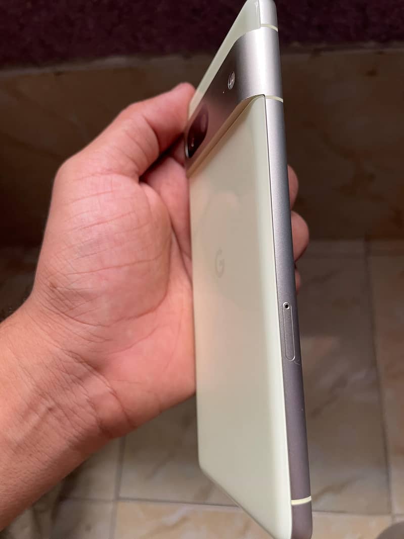 Google Pixel 7 5