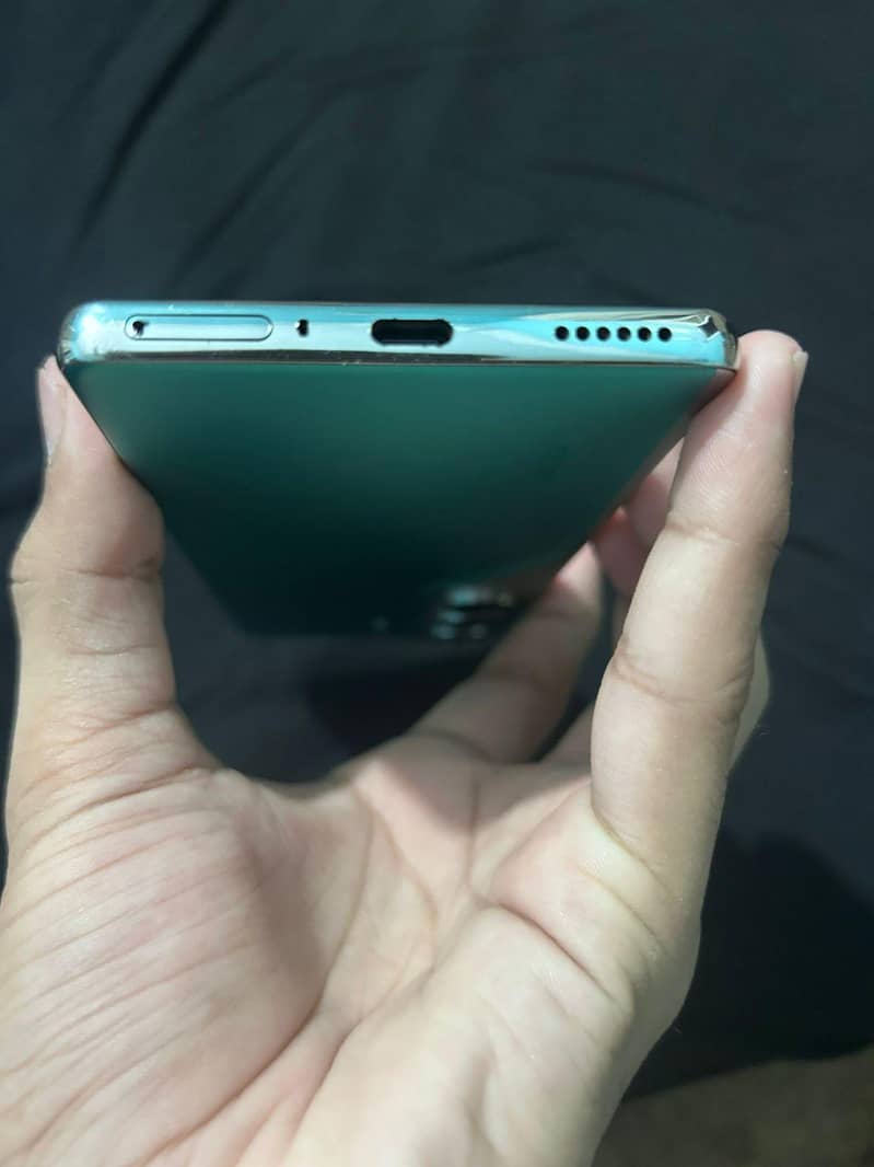 Tecno CAMON 40 Pro 5