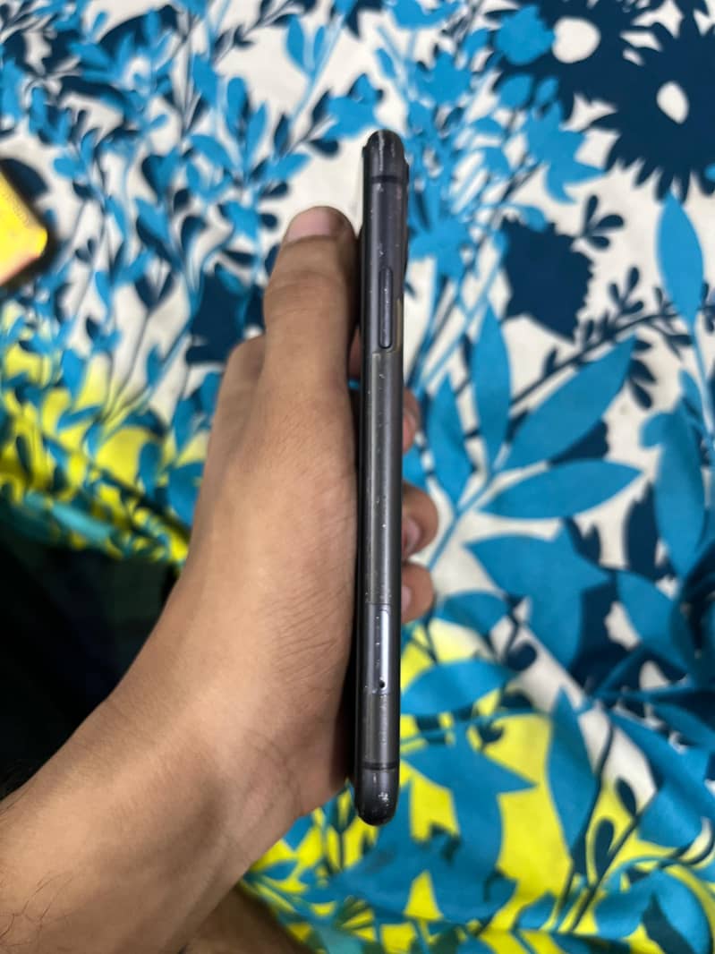 Apple iPhone 11 2