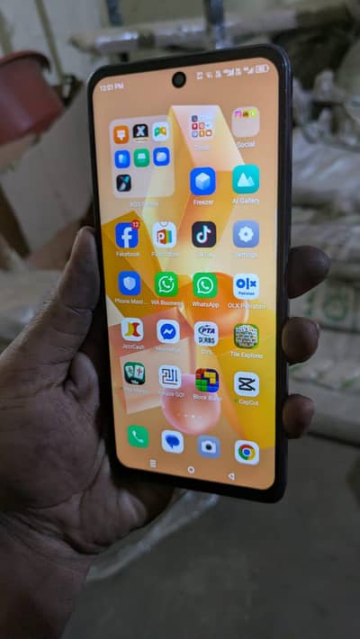 Infinix Hot 40 Pro