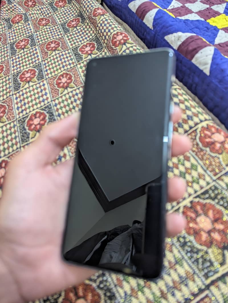 One Plus 9 Pro 5G 6
