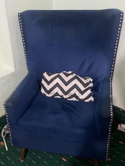 sofas in good condition