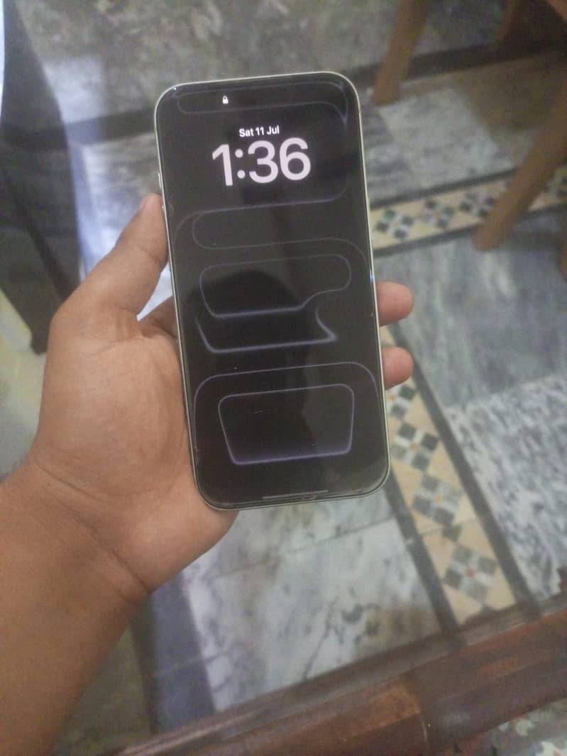 Apple iPhone 17 Pro Max 5