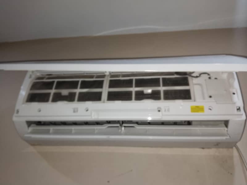 GREE 1 TON SPLIT 2