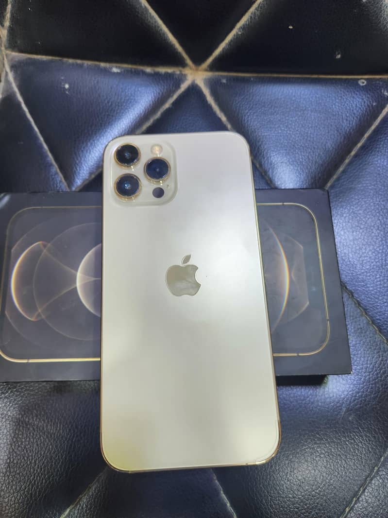 iPhone 12 pro max 0