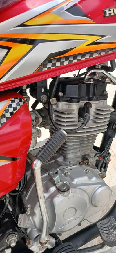 HONDA CG125 2025