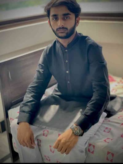 Faris Ahmad 