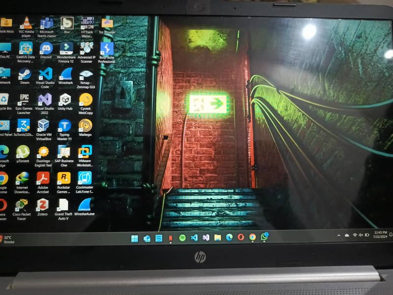 HP 15 DY 4