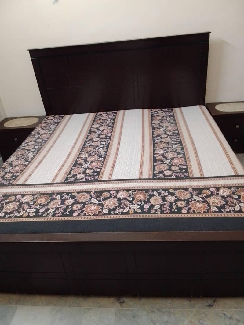 King Size Bed 1