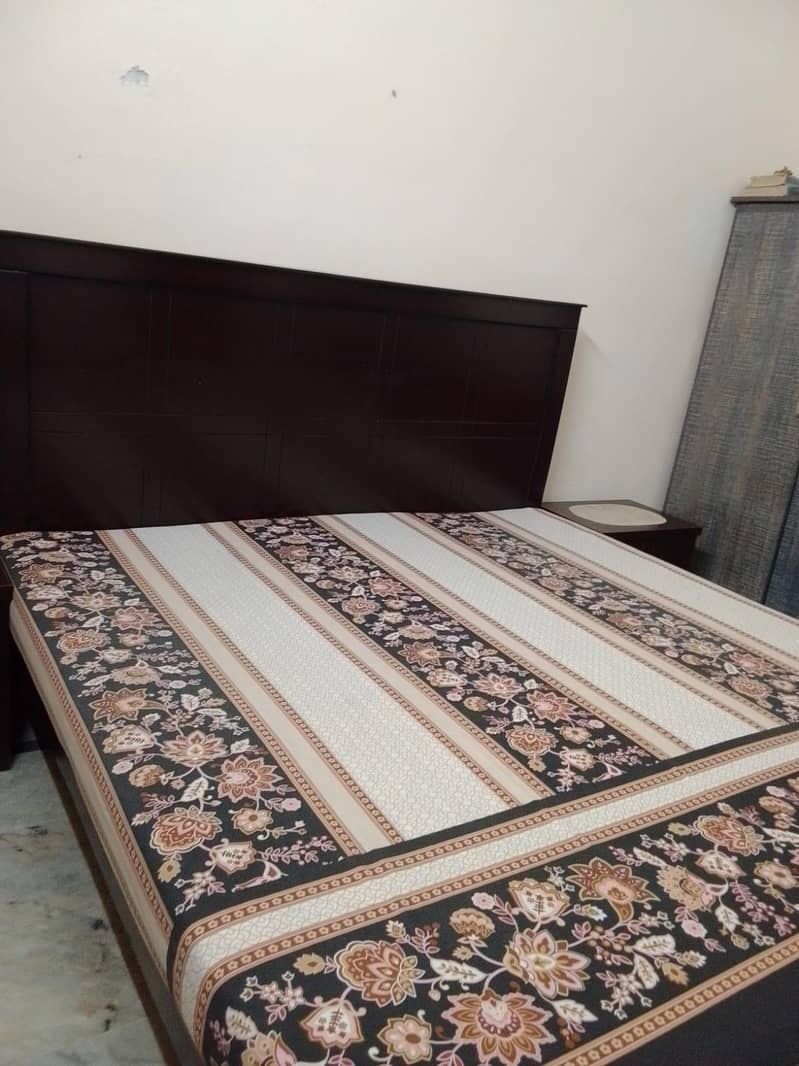 King Size Bed 2
