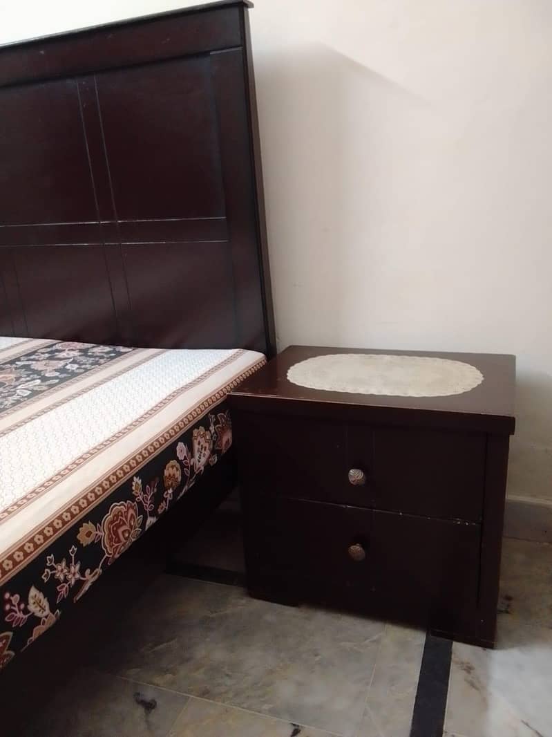 King Size Bed 5