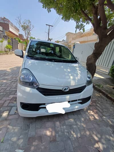 Daihatsu Mira 2011