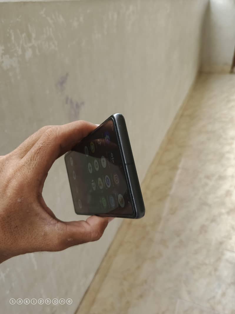 Google Pixel 7 4