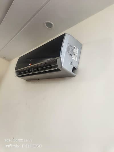 Gree 1 ton G10 inverter ac for sale