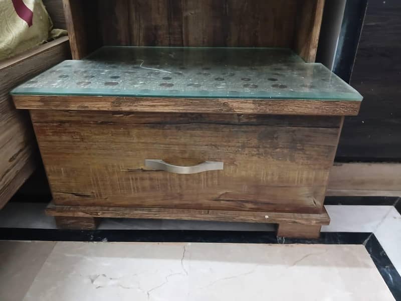 dressing table 1