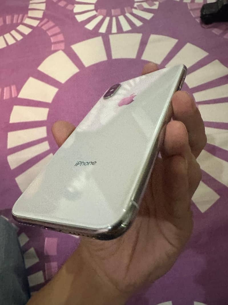 Apple iPhone X 2