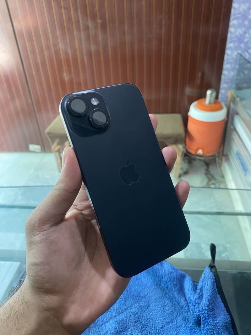 Apple iPhone 15 0