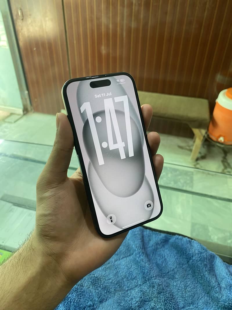 Apple iPhone 15 1